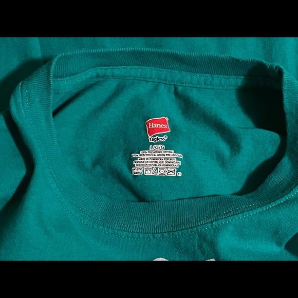 Large T-shirt - “ Kiss Me I’m A Gator” - St Patrick’s Day - Picture 2 of 2